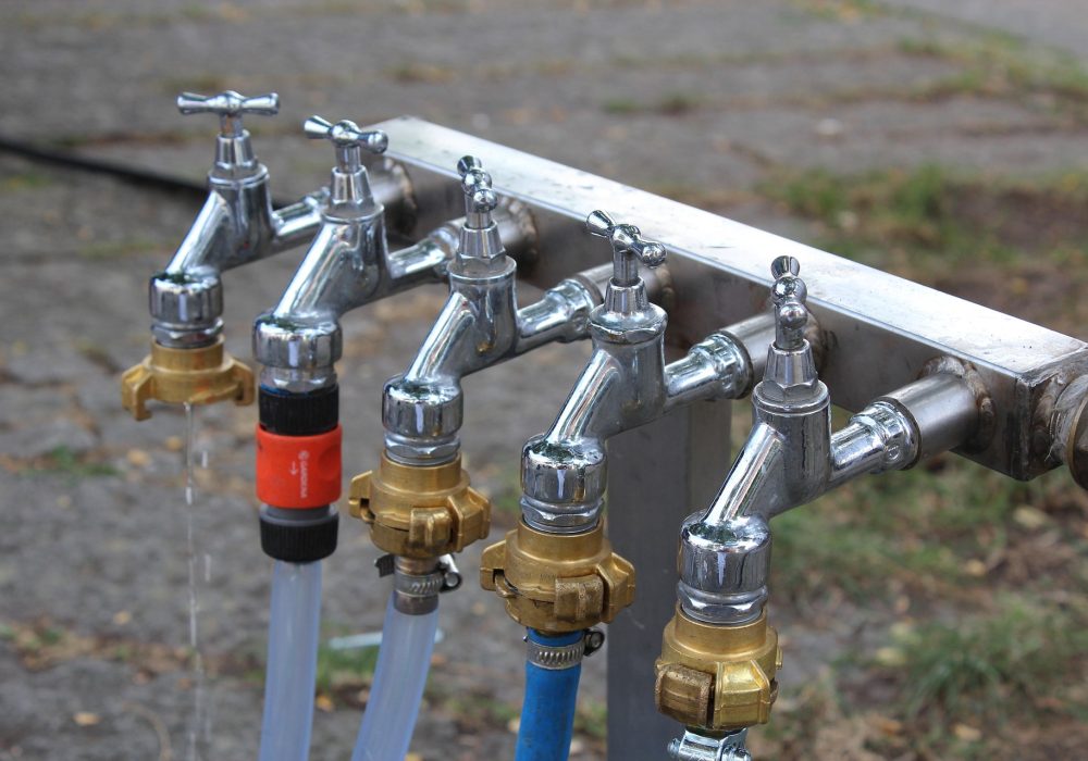 water-tap-3638275_1920